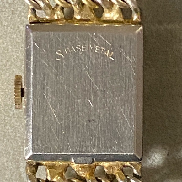 Vintage Sheffield women's watch gold with chain strap - Picture 5 of 6